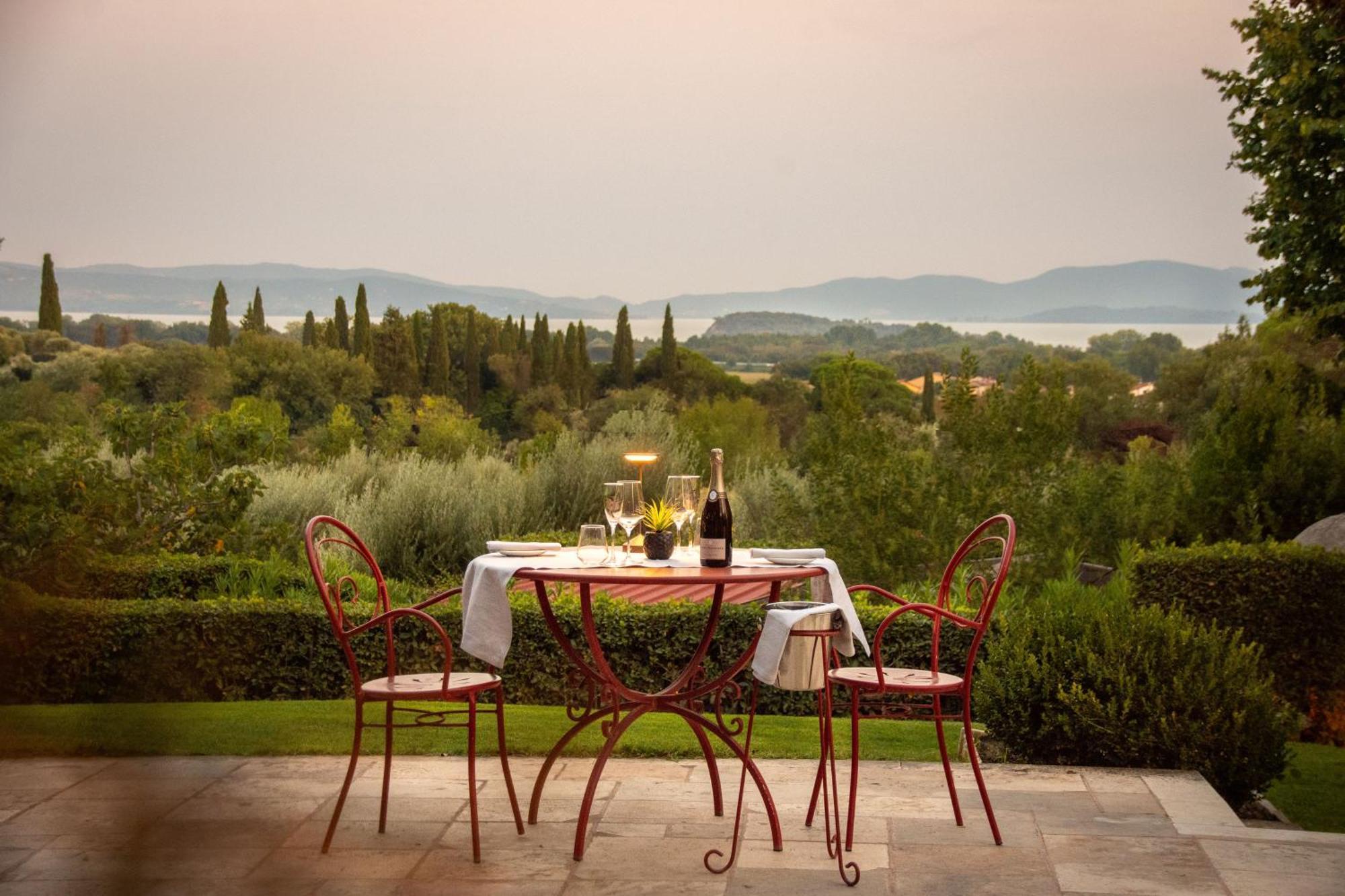 I Capricci Di Merion - Resort&Spa Tuoro sul Trasimeno Exterior foto
